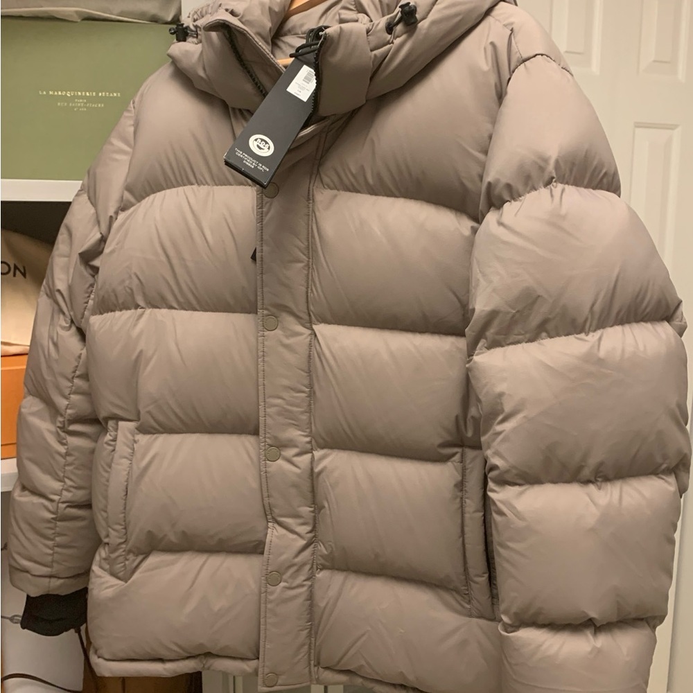 Aritzia modern Taupe super Puffer Jacket